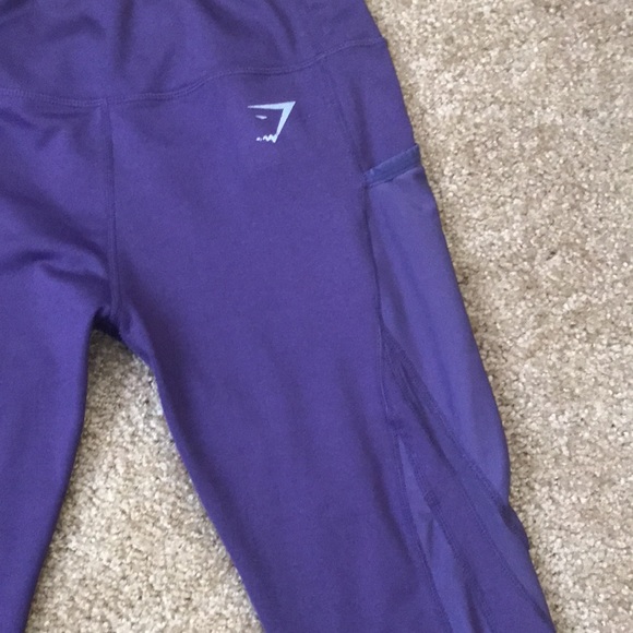 Gymshark Leggings with Pocket & Mesh - Picture 2 of 5